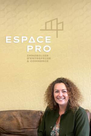 Sandra Mekshi Conseillère en fonds de commerce. Secteur Côte Fleurie